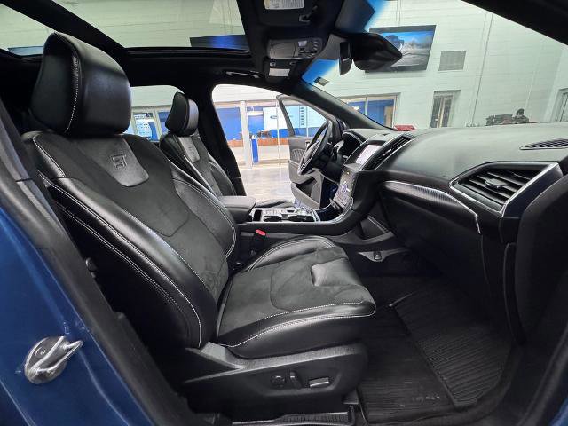 Certified 2020 Ford Edge ST w/ Equipment Group 401A image 31
