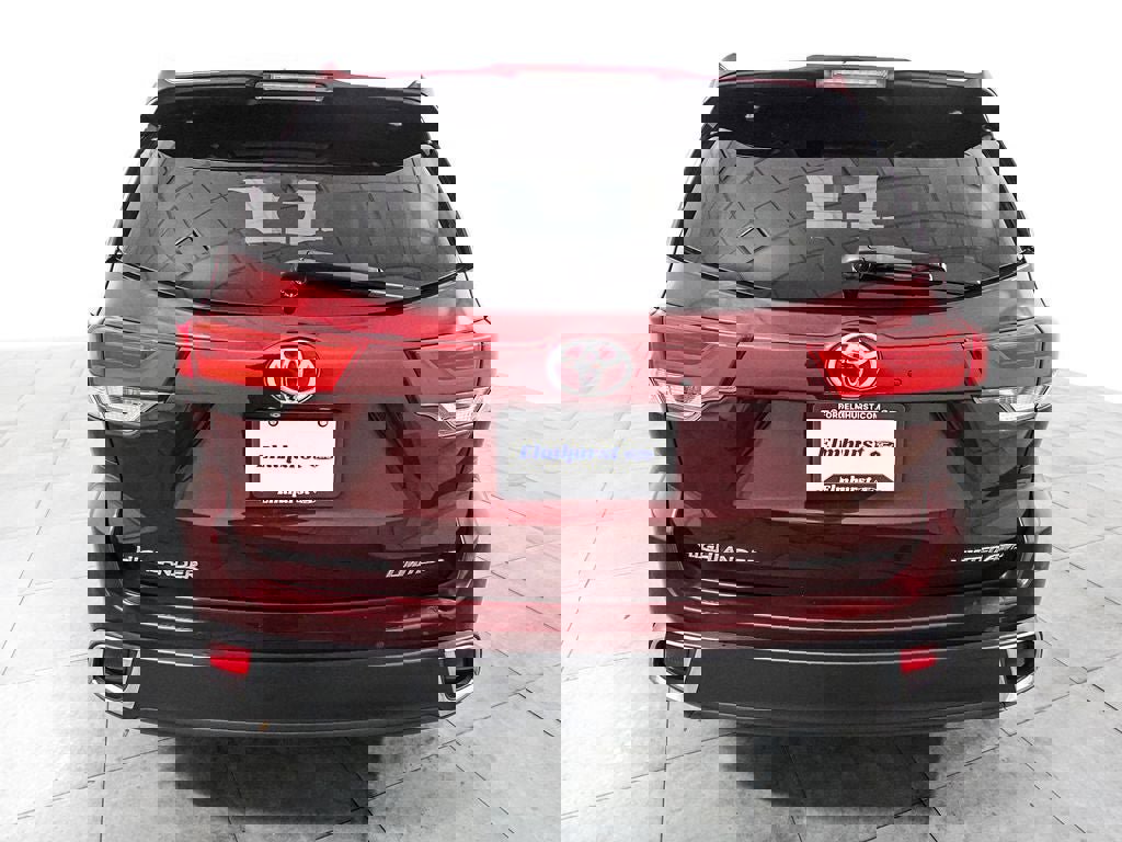 Used 2018 Toyota Highlander Limited Platinum w/ Carpet Mat Package (TMS) image 4