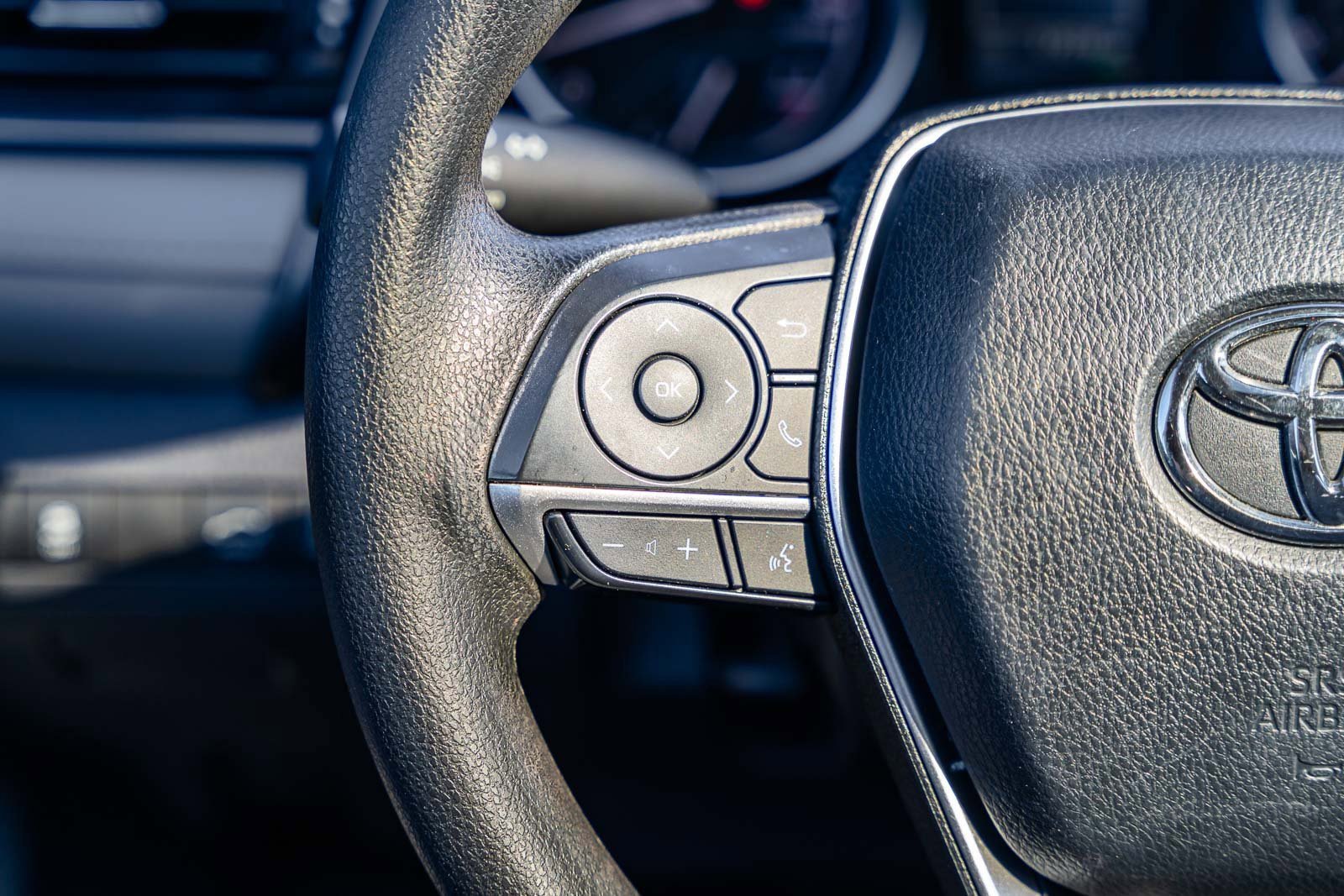 Used 2022 Toyota Camry LE image 25