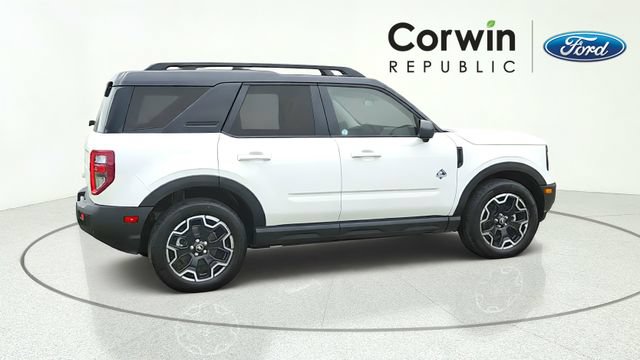 Certified 2025 Ford Bronco Sport Outer Banks w/ Outer Banks Tech Package+ AWD/4WD image 8