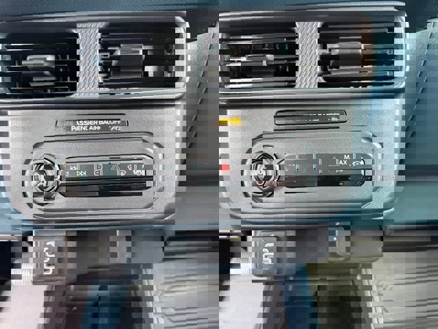 Certified 2025 Ford Maverick XL w/ Equipment Group 102A image 27