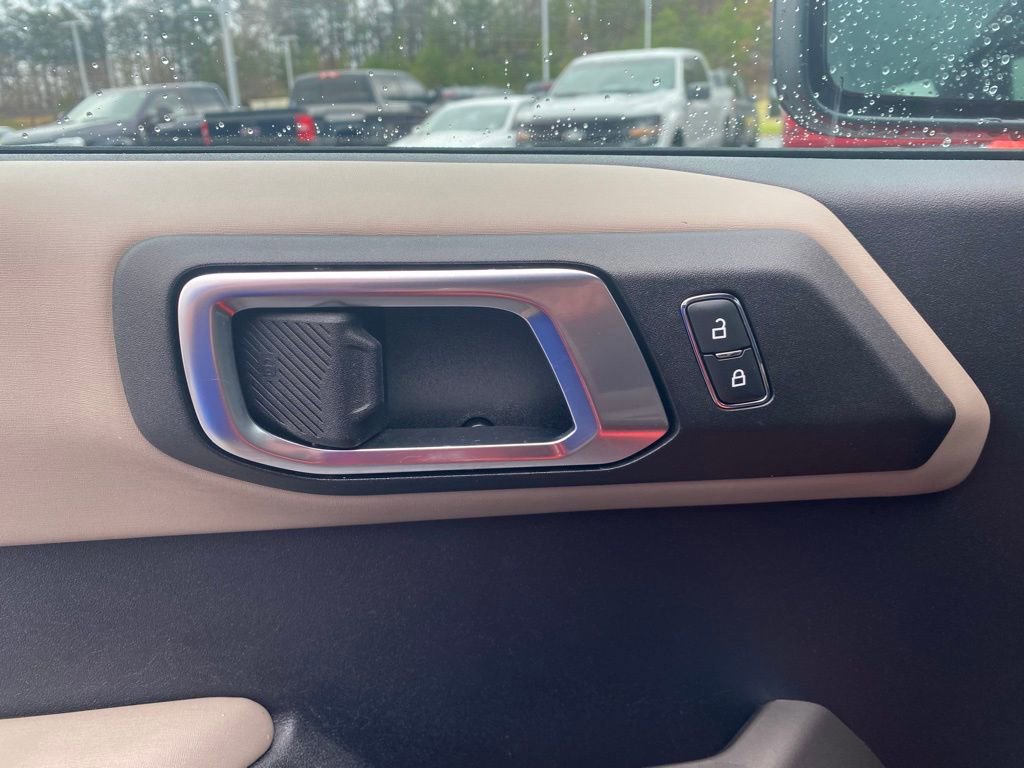 Certified 2022 Ford Bronco Wildtrak image 11