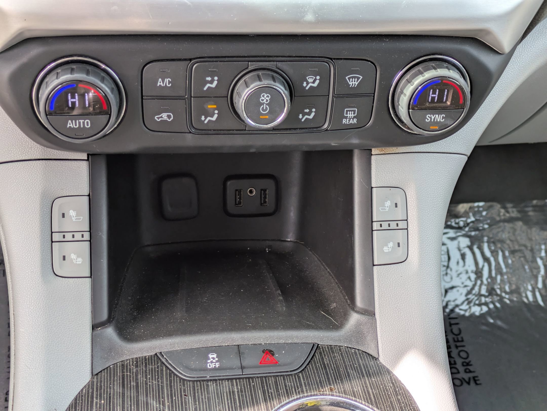 Used 2017 GMC Acadia SLT image 25