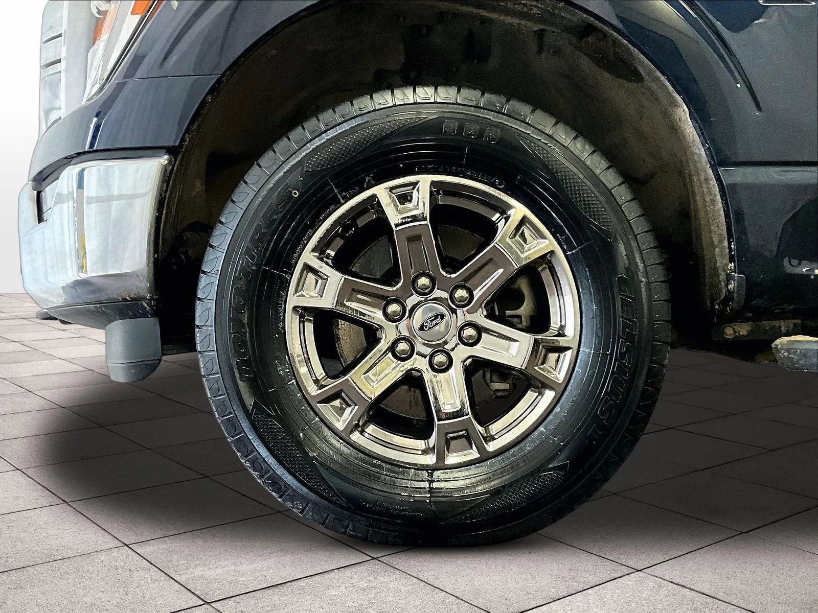 Certified 2023 Ford F150 XLT w/ Equipment Group 302A High image 8