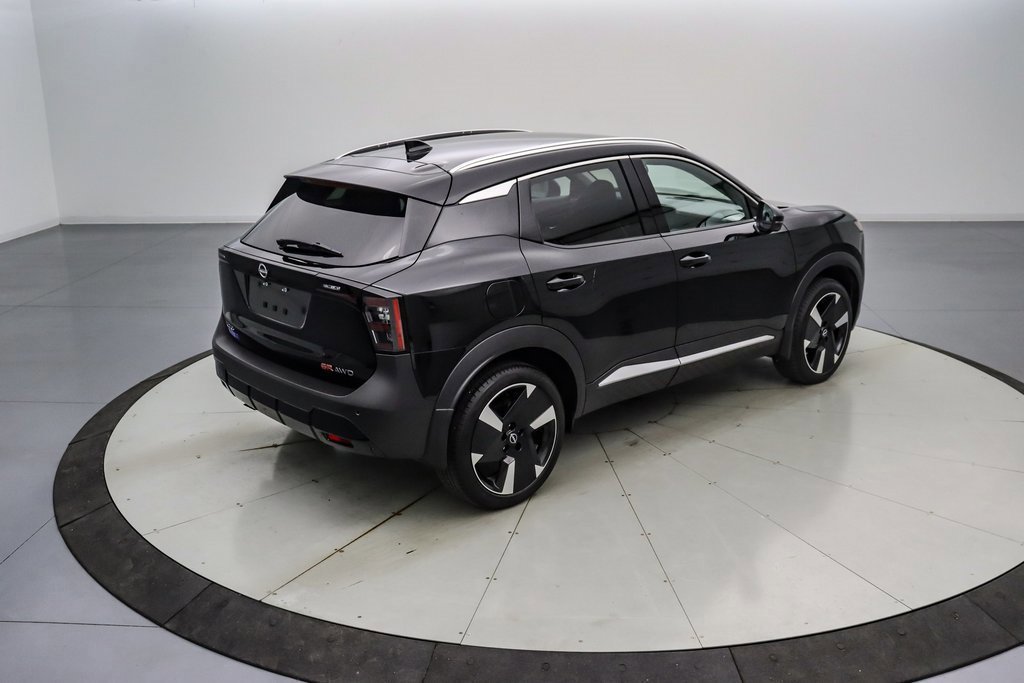 Used 2025 Nissan Kicks SR image 5