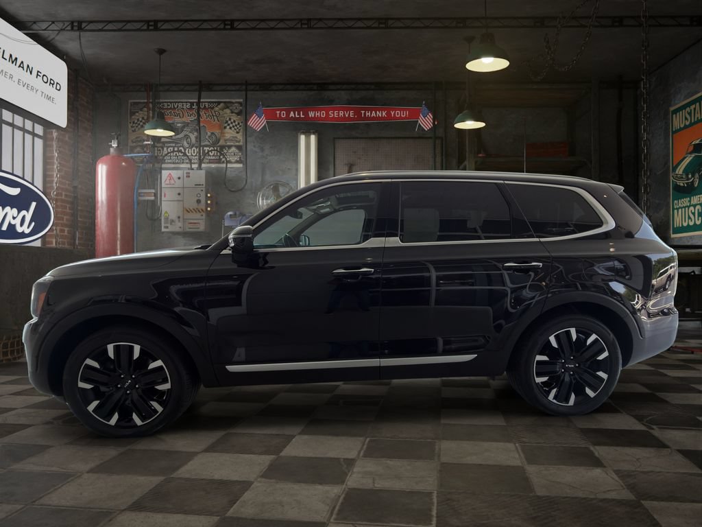 Used 2024 Kia Telluride SX FWD image 3