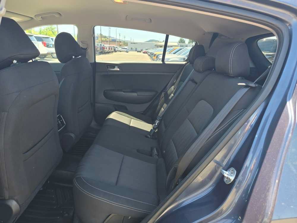 Used 2017 Kia Sportage LX AWD/4WD image 16
