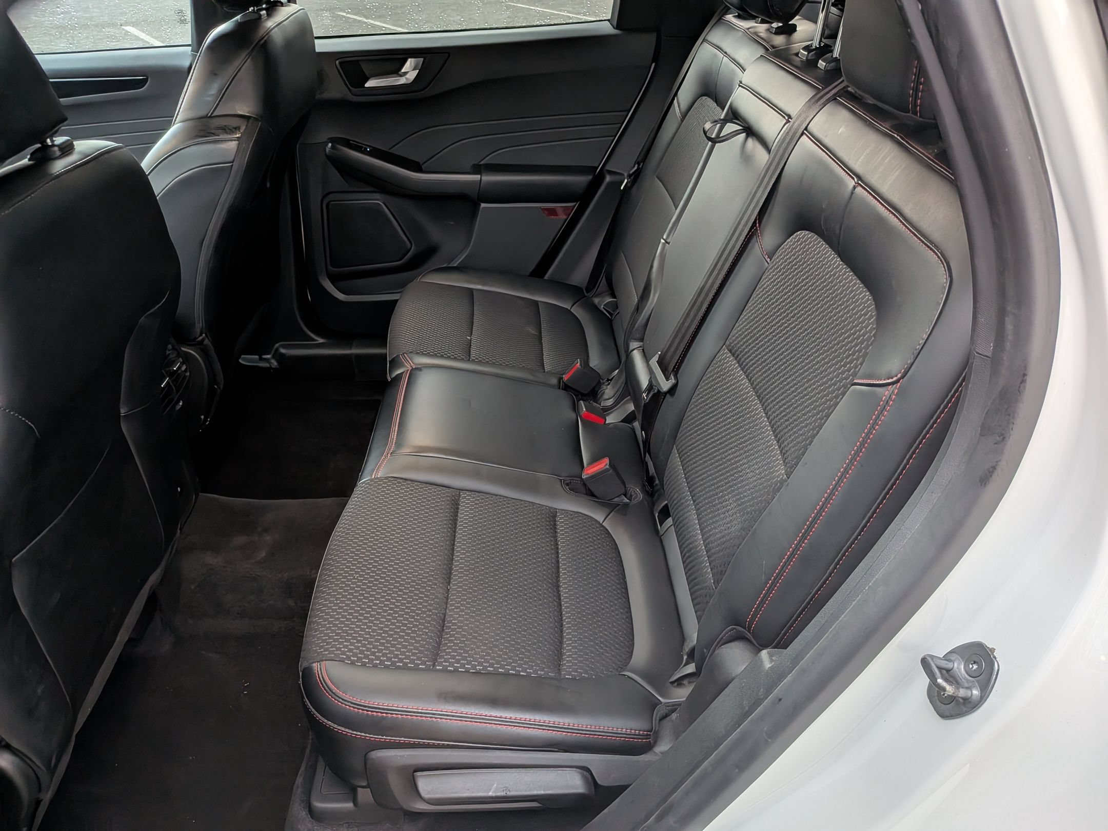 Certified 2023 Ford Escape ST-Line Select w/ Tech Pack #2 AWD/4WD image 30