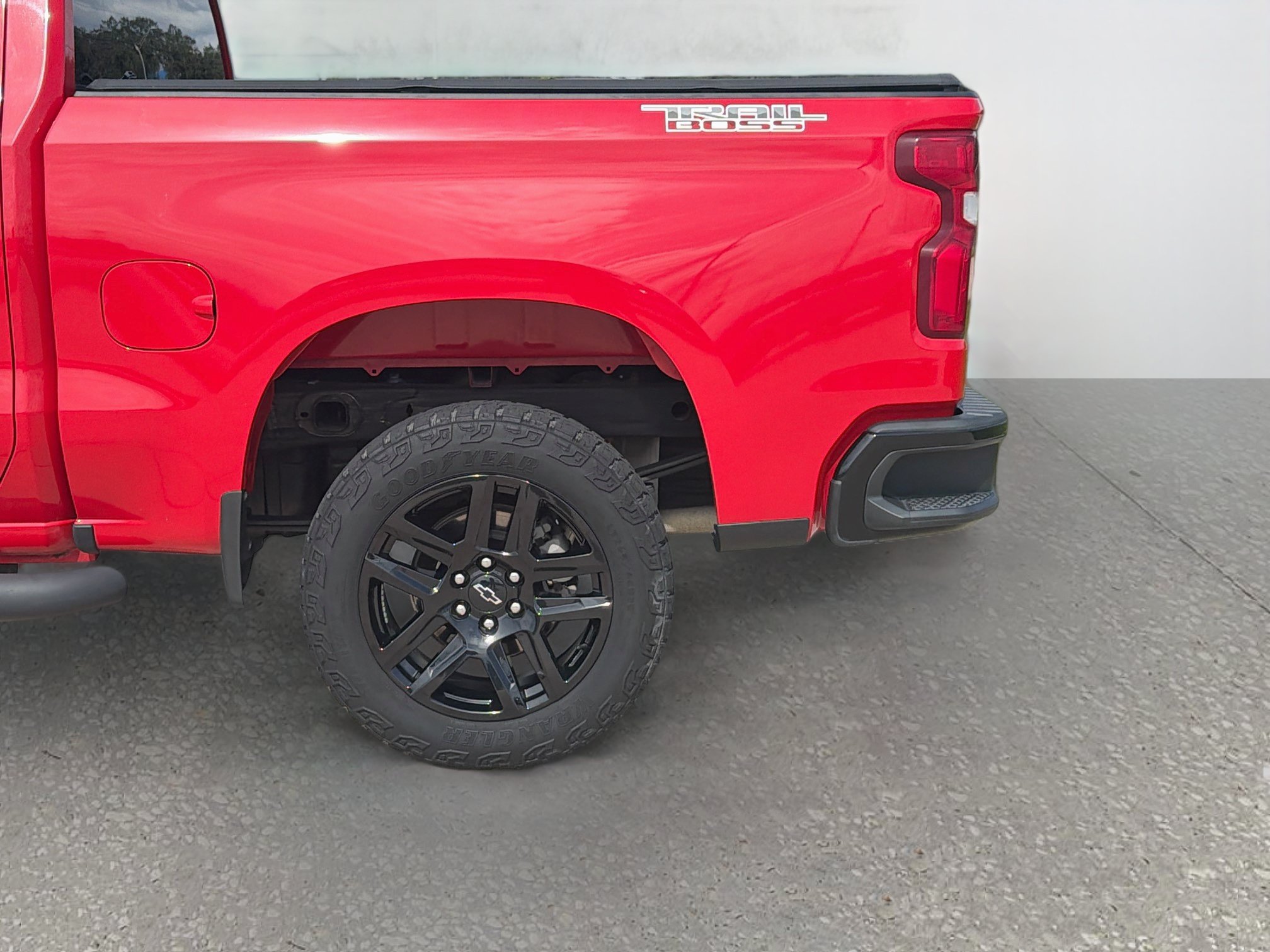 Used 2021 Chevrolet Silverado 1500 Custom Trail Boss AWD/4WD image 5