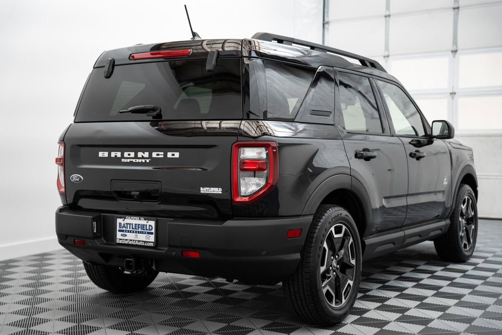 Certified 2022 Ford Bronco Sport Outer Banks w/ Tech Package AWD/4WD image 7