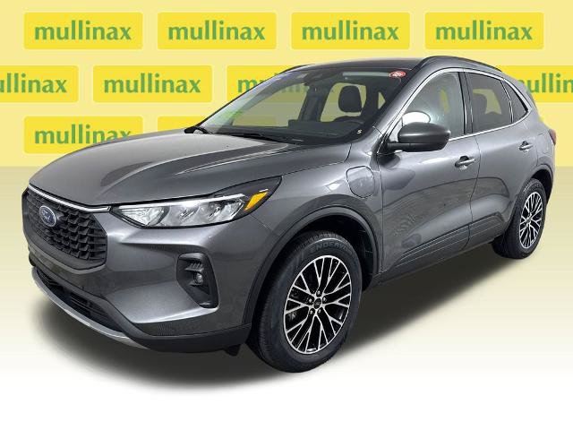 Certified 2025 Ford Escape SE FWD image 12