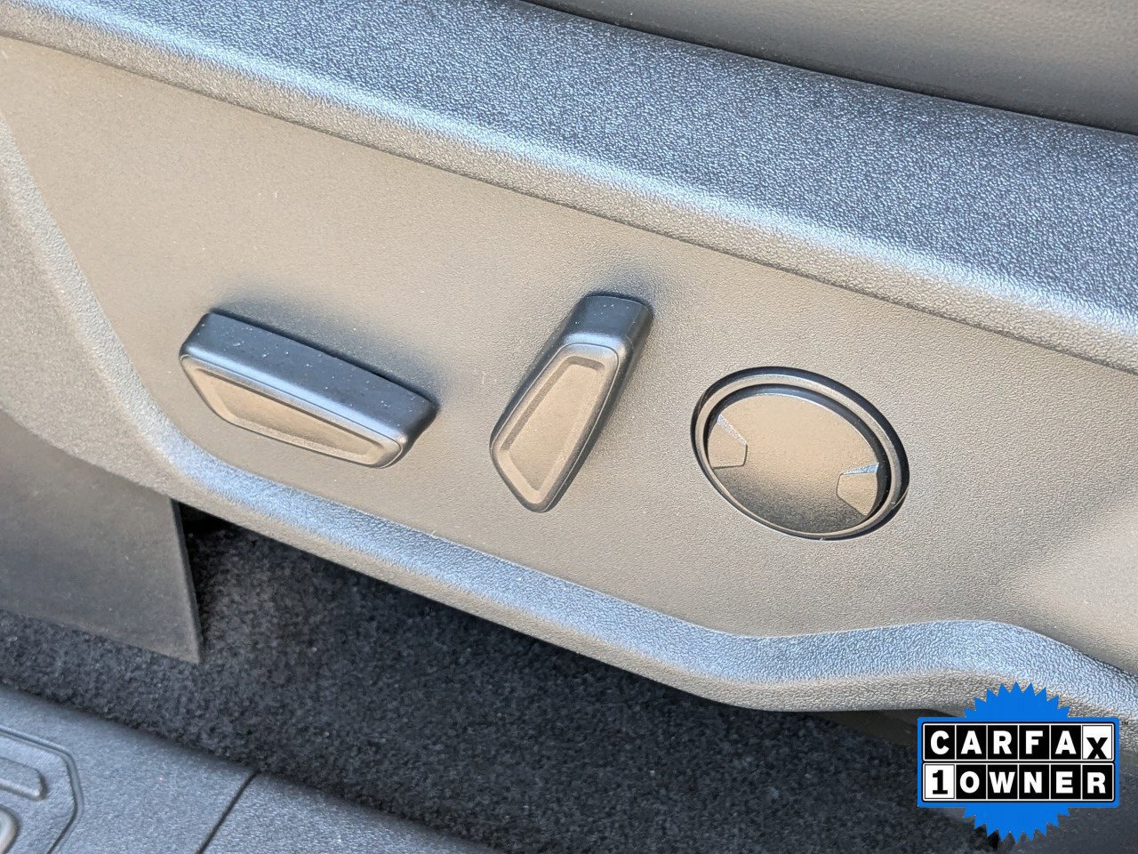 Certified 2025 Ford Bronco Raptor w/ Interior Carbon Fiber Pack image 21