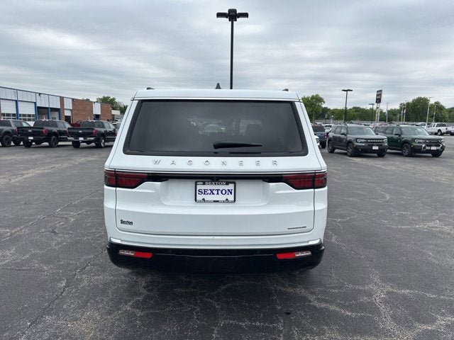 Used 2024 Jeep Wagoneer Series II w/ Flexible Seating Group AWD/4WD image 6