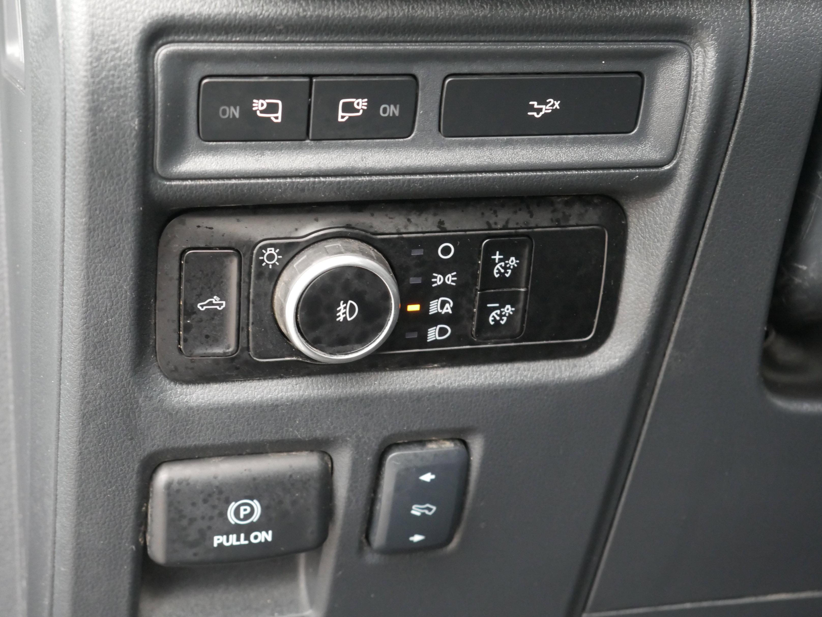 Certified 2024 Ford F150 Lariat w/ Equipment Group 502A High image 12