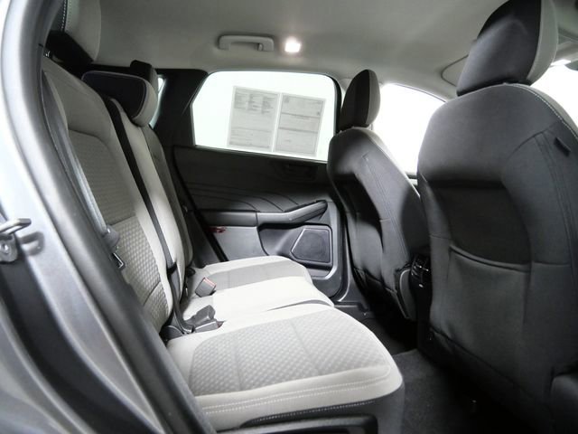 Certified 2022 Ford Escape SE w/ Cold Weather Package image 12