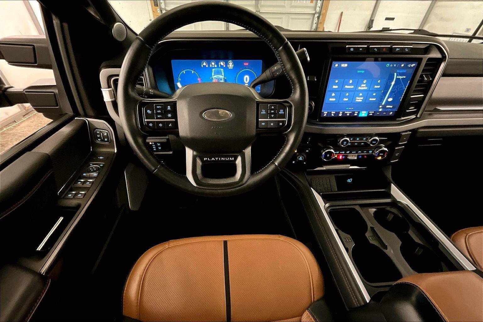 Certified 2024 Ford F350 Platinum w/ Tremor Off-Road Package image 5