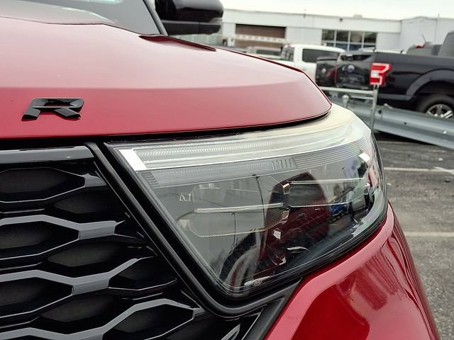 Certified 2020 Ford Explorer ST w/ ST Street Pack image 9