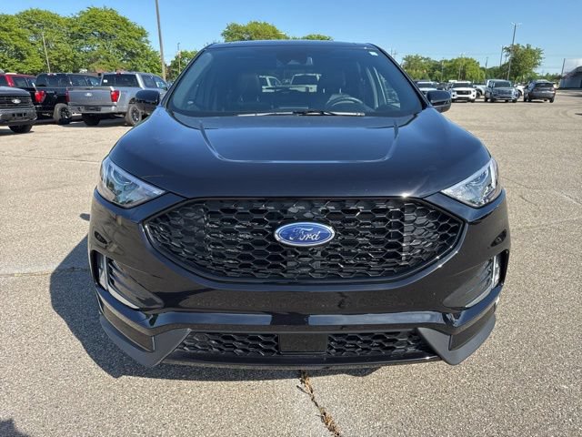 Certified 2024 Ford Edge ST-Line AWD/4WD image 12