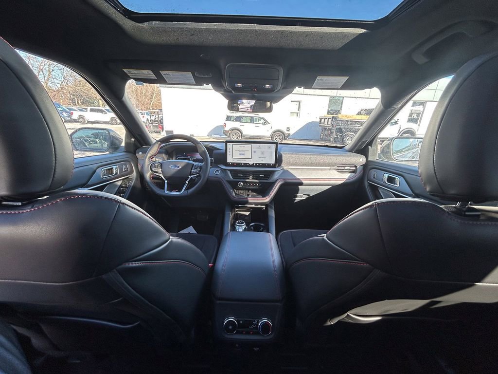 Certified 2025 Ford Explorer ST AWD/4WD image 25
