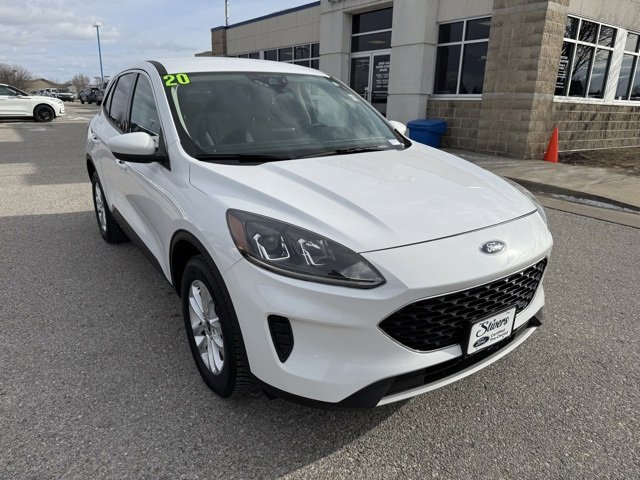 Certified 2020 Ford Escape SE image 2