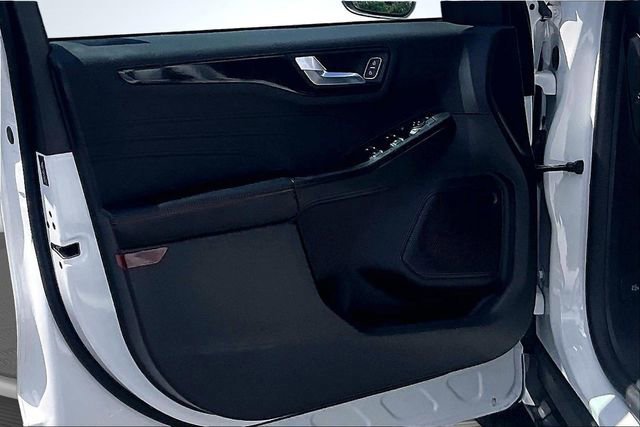 Certified 2024 Ford Escape ST-Line w/ Tech Pack #1 FWD image 22