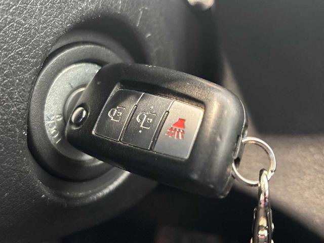 Used 2017 Nissan Rogue S image 15