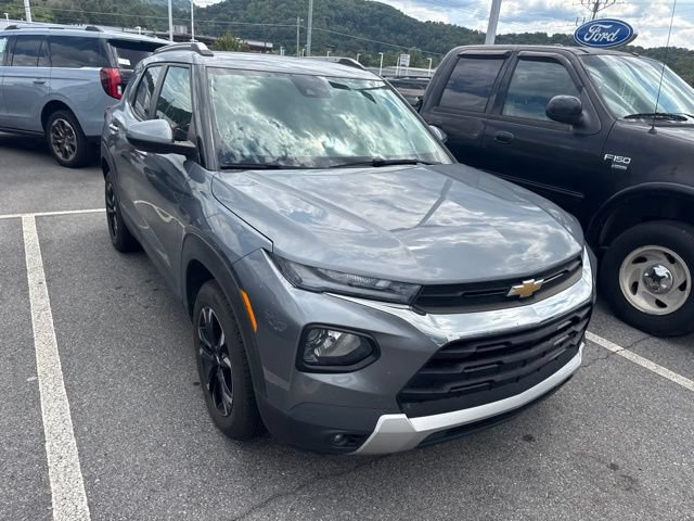 Used 2022 Chevrolet TrailBlazer LT w/ Convenience Package FWD image 7
