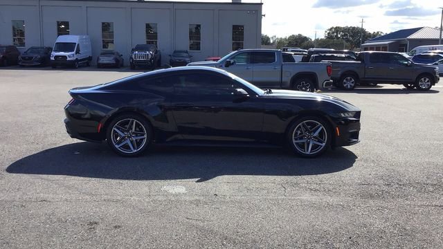 Certified 2024 Ford Mustang Coupe image 7