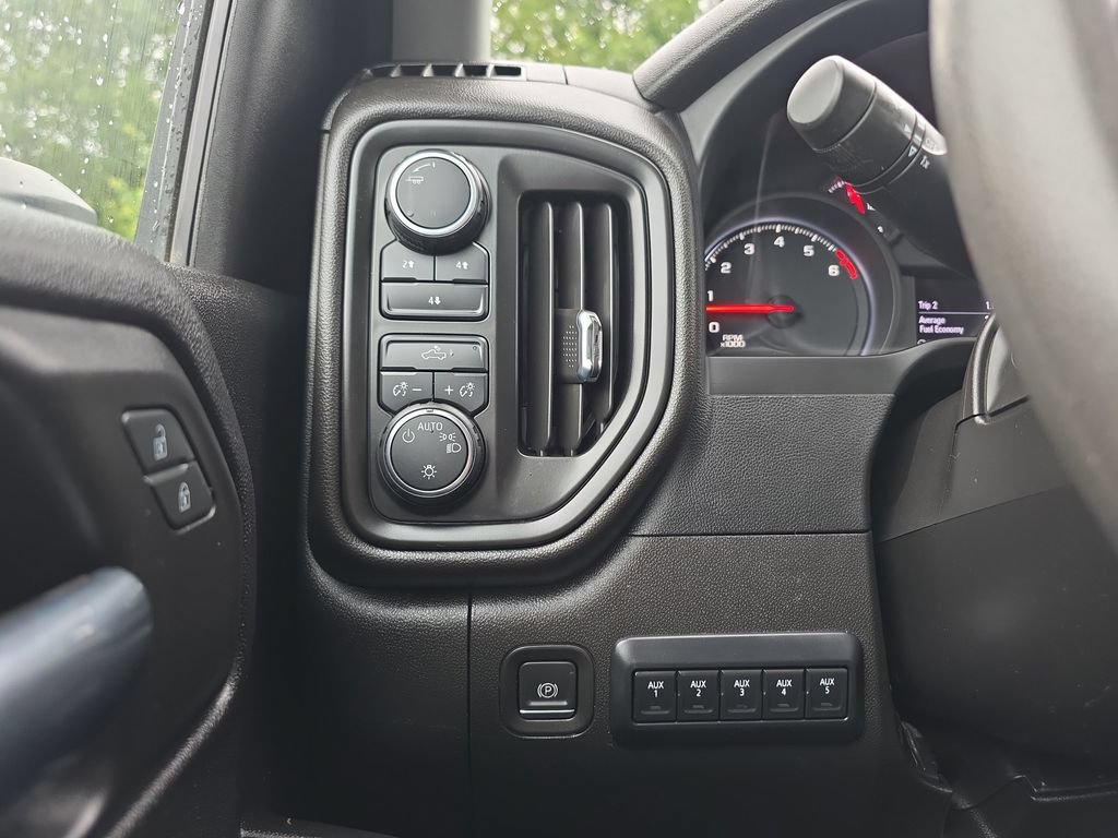 Used 2022 Chevrolet Silverado 3500 W/T w/ WT Convenience Package AWD/4WD image 42