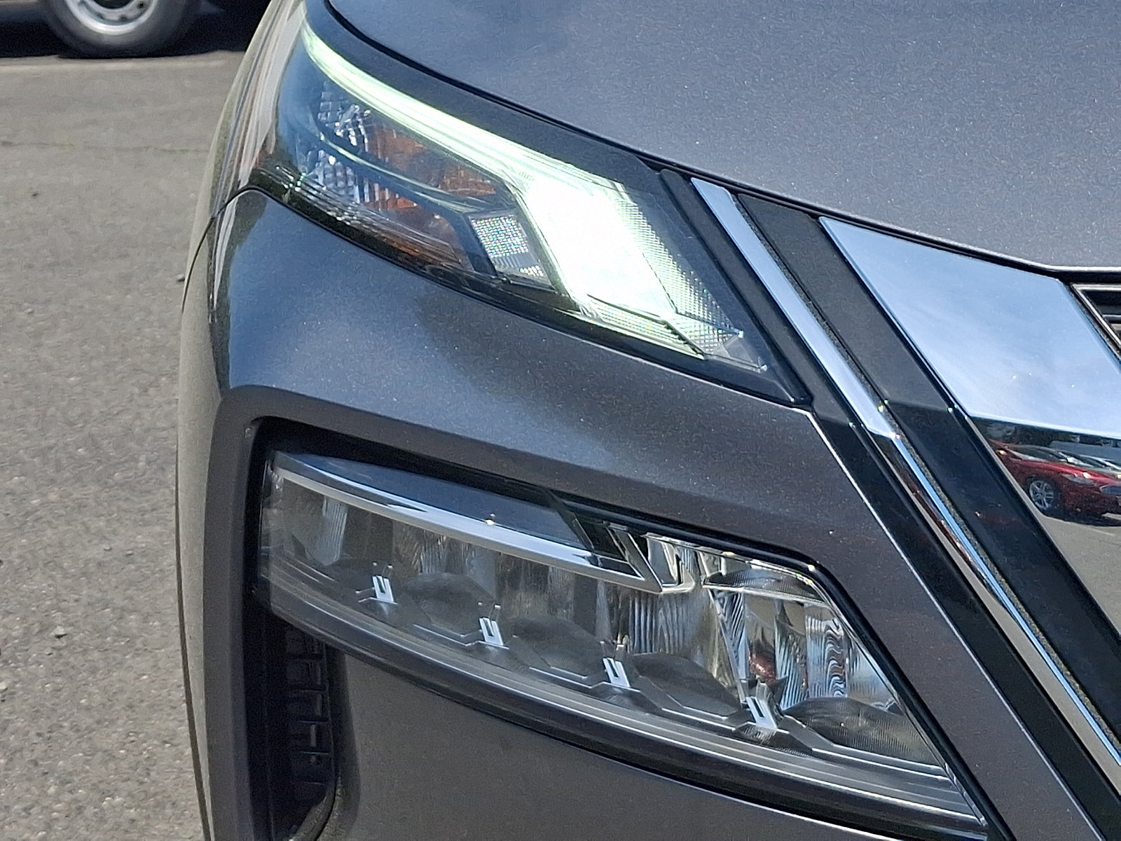 Used 2023 Nissan Rogue SV AWD/4WD image 10