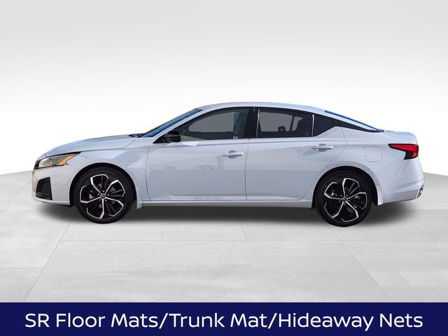 Used 2023 Nissan Altima 2.5 SR video 2