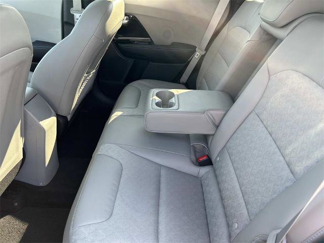 Used 2022 Kia Niro LXS image 19