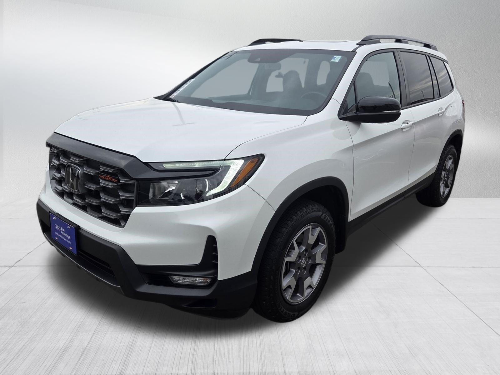 Used 2022 Honda Passport TrailSport image 3