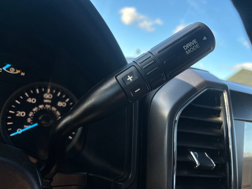 Certified 2019 Ford F150 XLT w/ Equipment Group 302A Luxury image 32