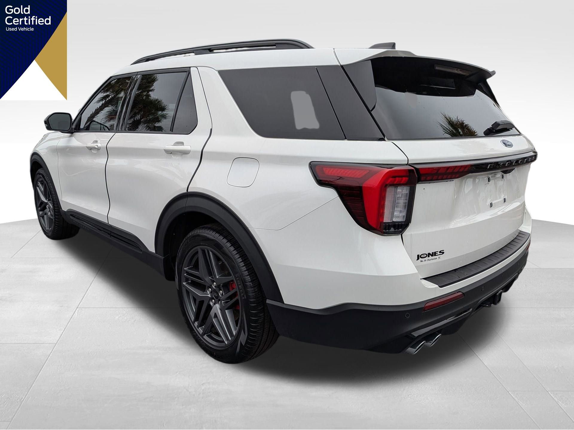 Certified 2025 Ford Explorer ST image 9