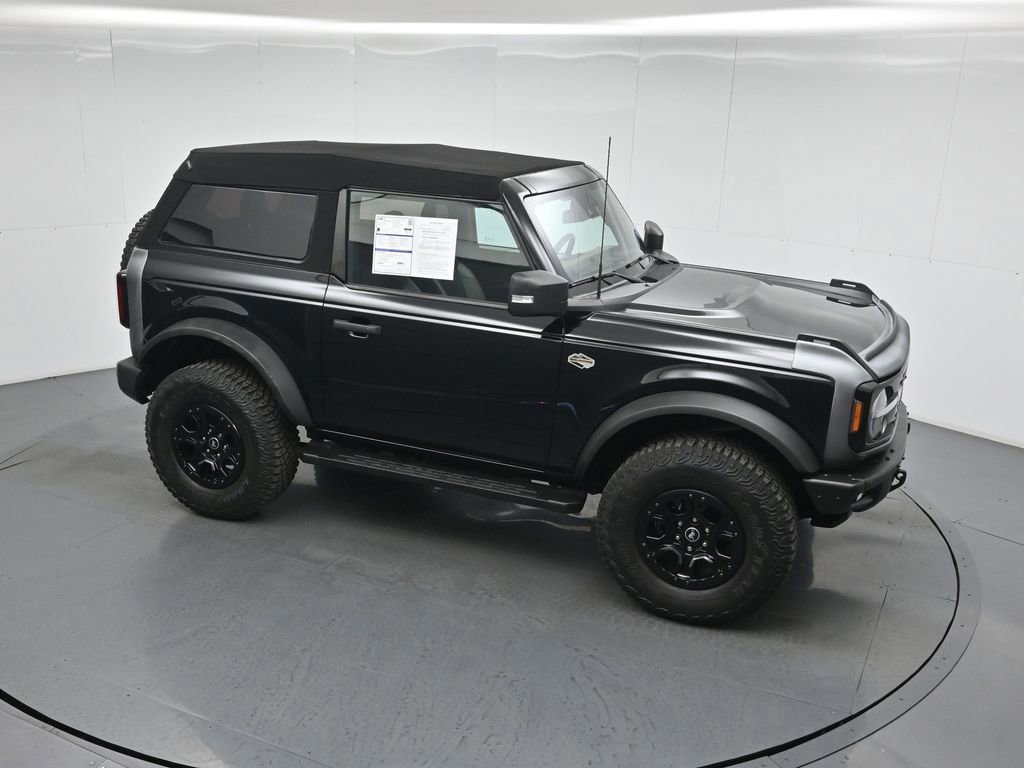 Certified 2022 Ford Bronco Wildtrak AWD/4WD image 4