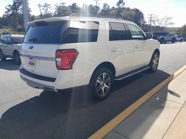 Certified 2022 Ford Expedition XLT RWD image 6