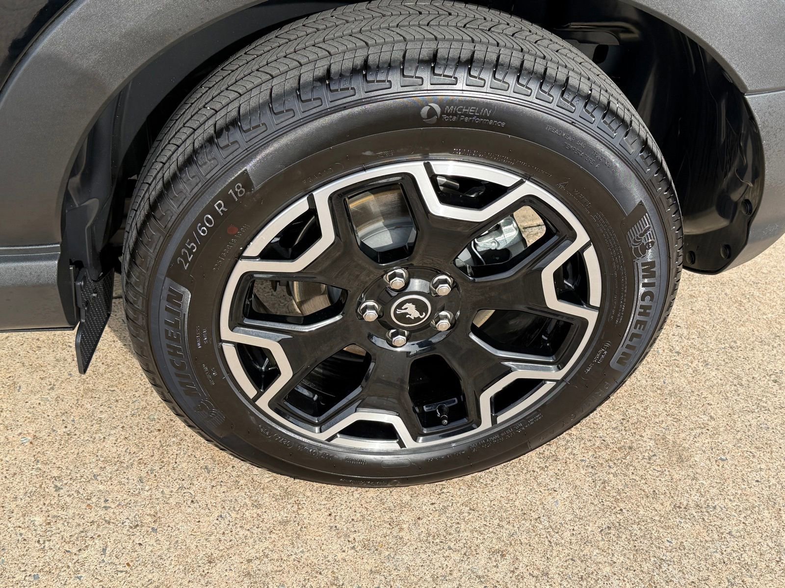 Certified 2025 Ford Bronco Sport Outer Banks w/ Outer Banks Tech Package+ image 9