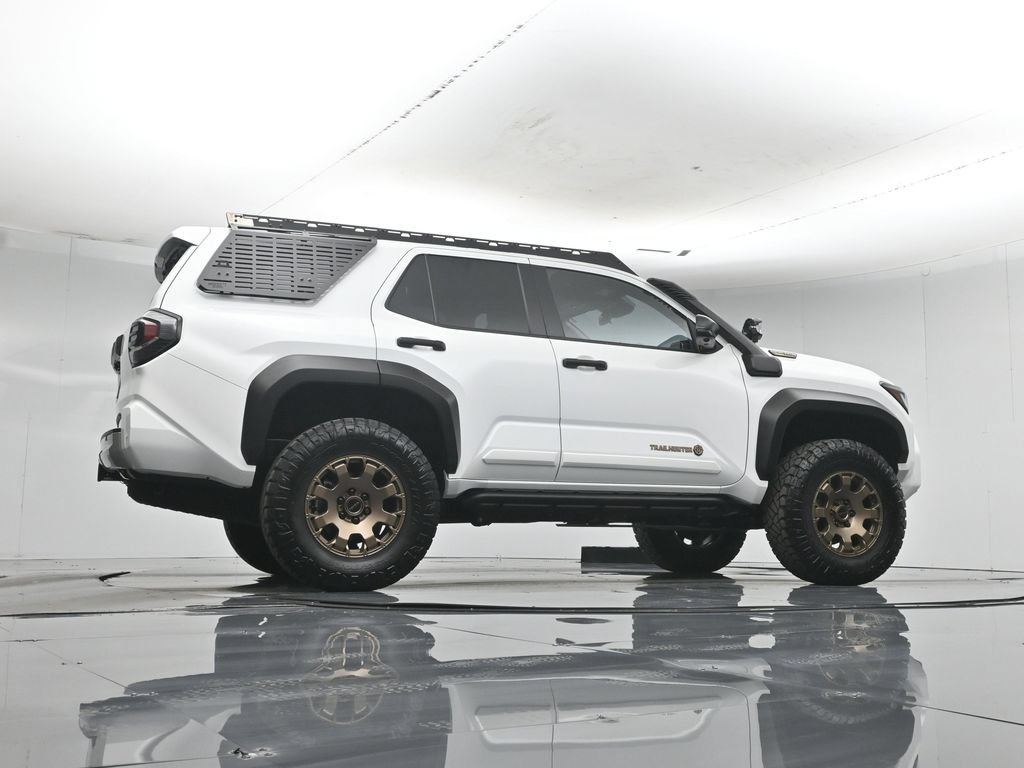 Used 2025 Toyota 4Runner Trailhunter AWD/4WD image 57