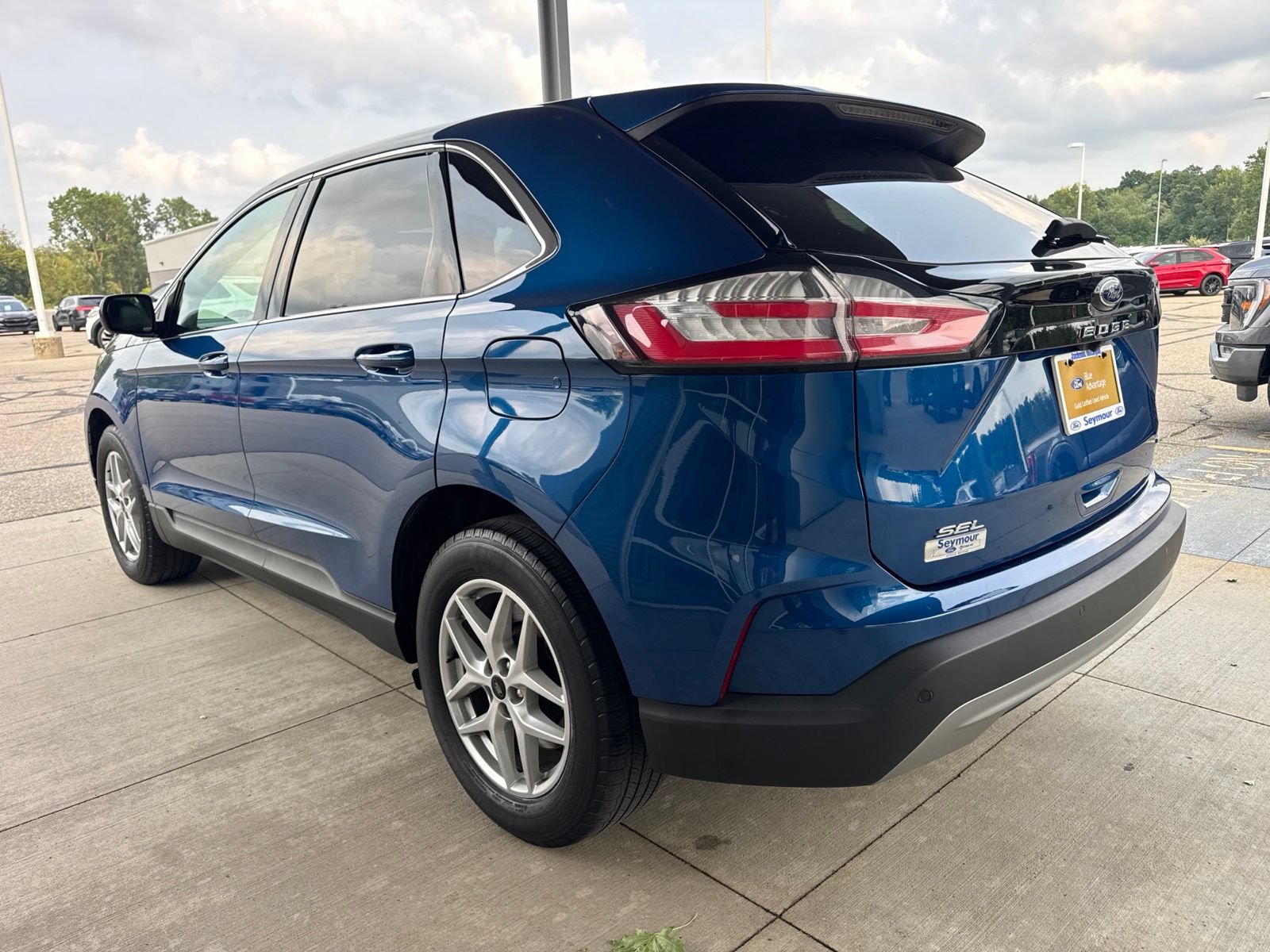 Certified 2024 Ford Edge SEL w/ Convenience Package AWD/4WD image 5