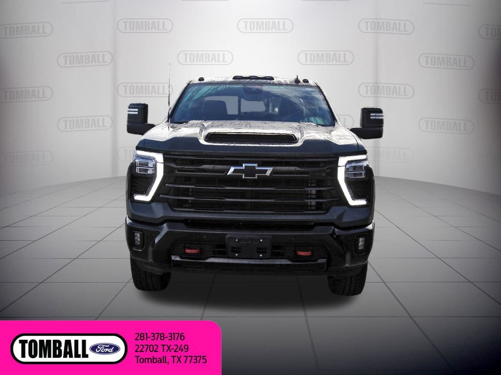 Used 2025 Chevrolet Silverado 2500 LTZ w/ Trail Boss Package AWD/4WD image 2