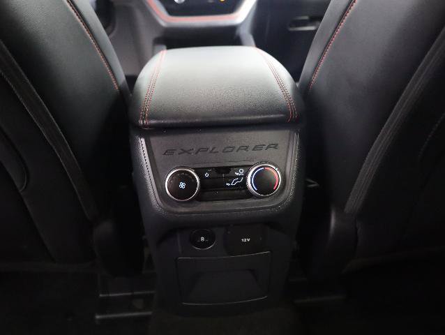 Certified 2025 Ford Explorer ST-Line AWD/4WD image 24