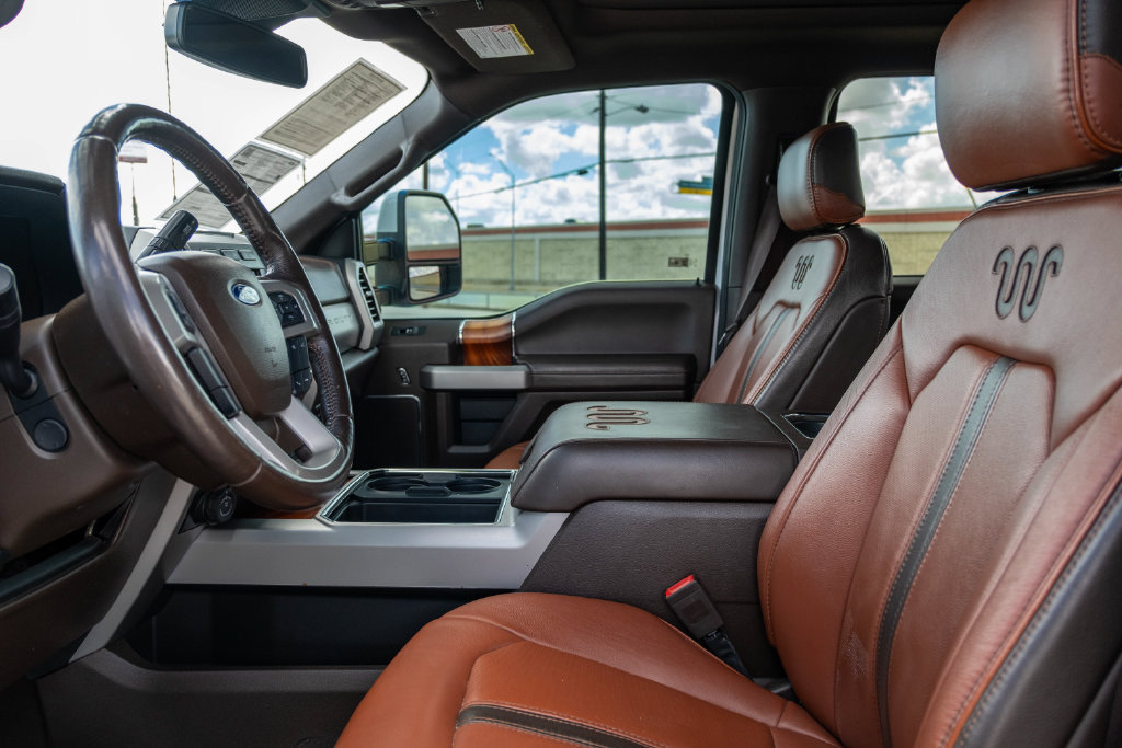 Certified 2021 Ford F250 King Ranch w/ King Ranch Ultimate Package AWD/4WD image 15