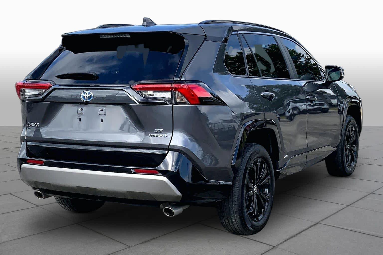 Used 2023 Toyota RAV4 SE AWD/4WD image 13