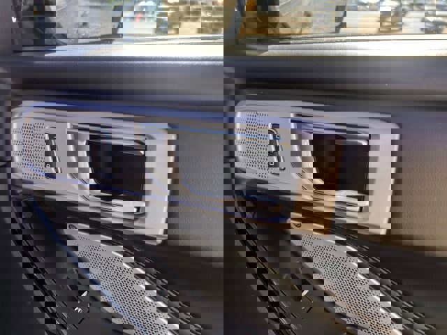 Certified 2022 Ford Explorer Platinum w/ Equipment Group 601A image 35