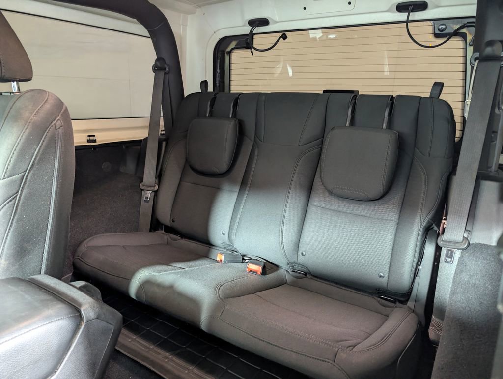 Used 2019 Jeep Wrangler Sport AWD/4WD image 12