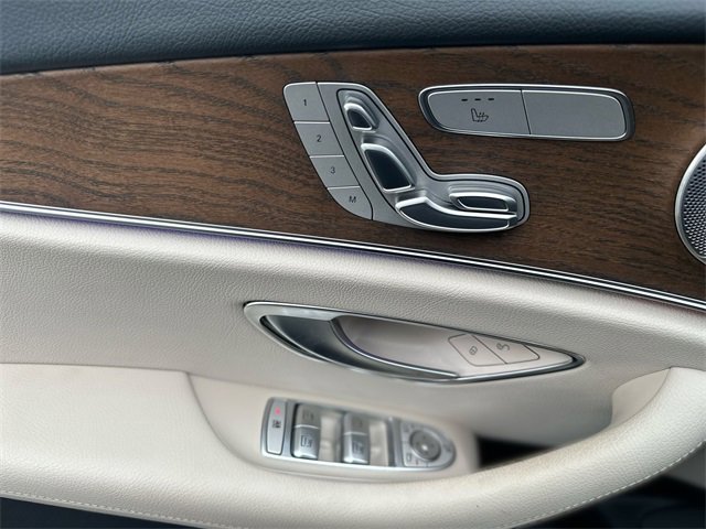 Used 2022 Mercedes-Benz E 350 Sedan image 14