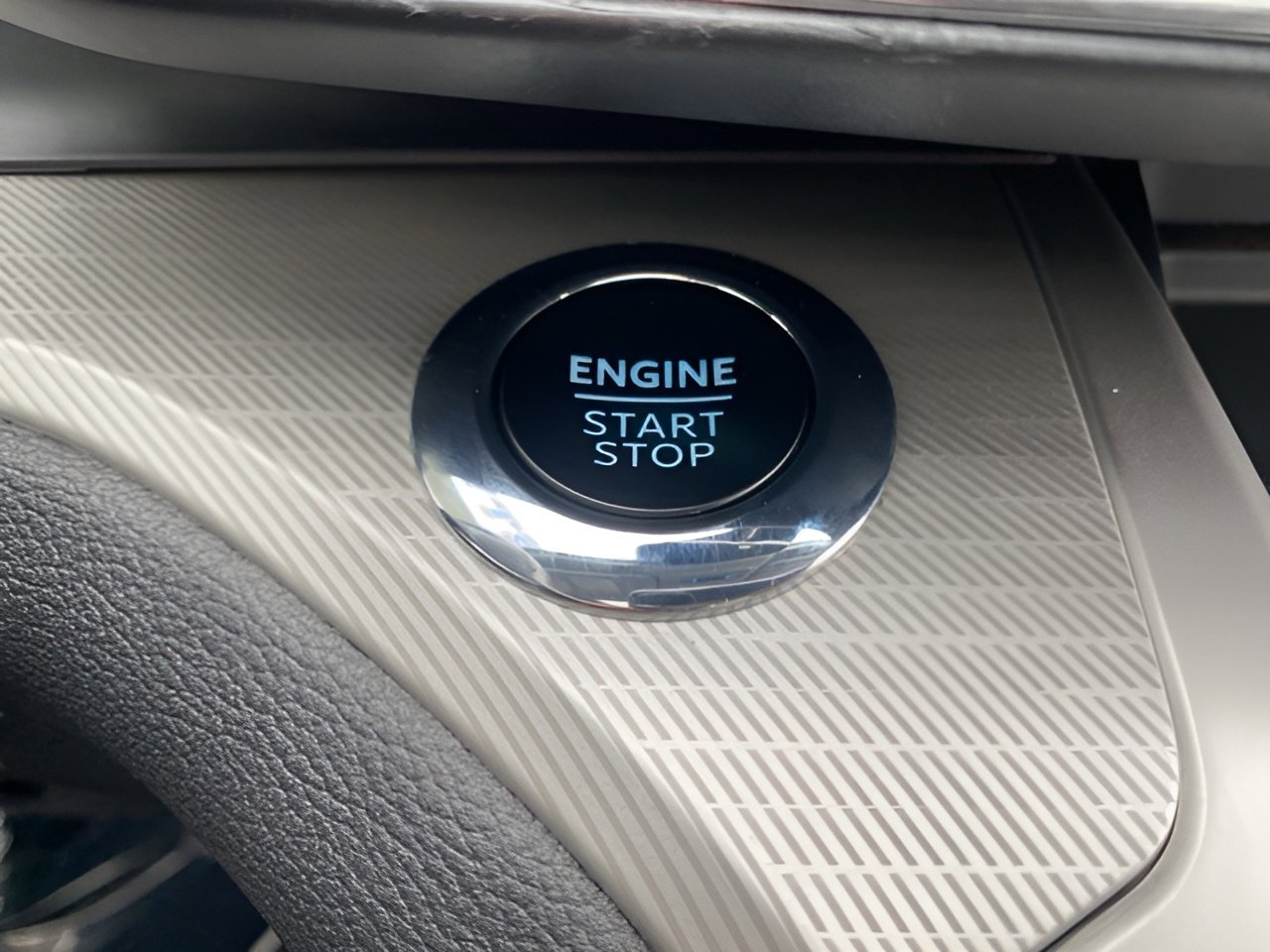 Certified 2023 Ford Explorer XLT w/ Equipment Group 202A image 24