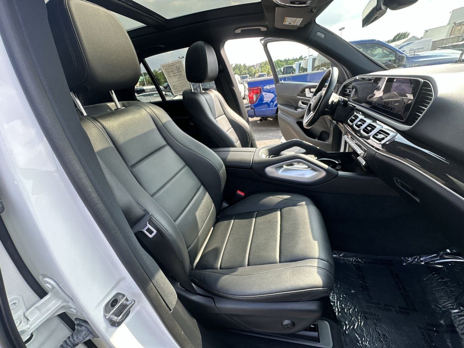 Used 2022 Mercedes-Benz GLE 350 4MATIC image 35