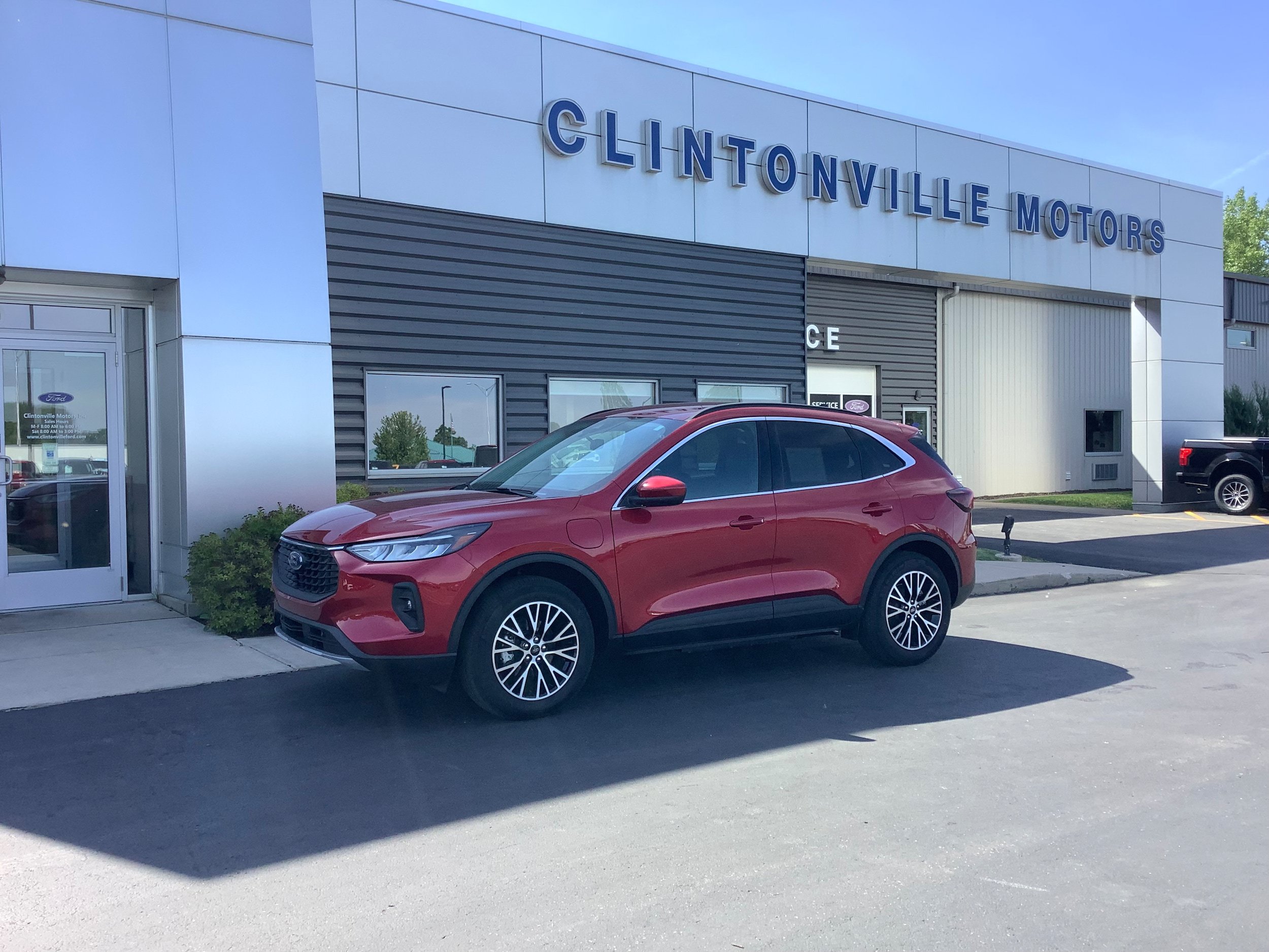 Certified 2025 Ford Escape SE